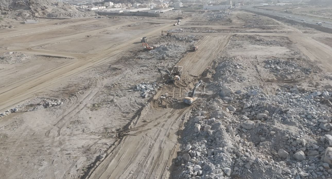 مشروع من مشاريع شركة بناء الطرق